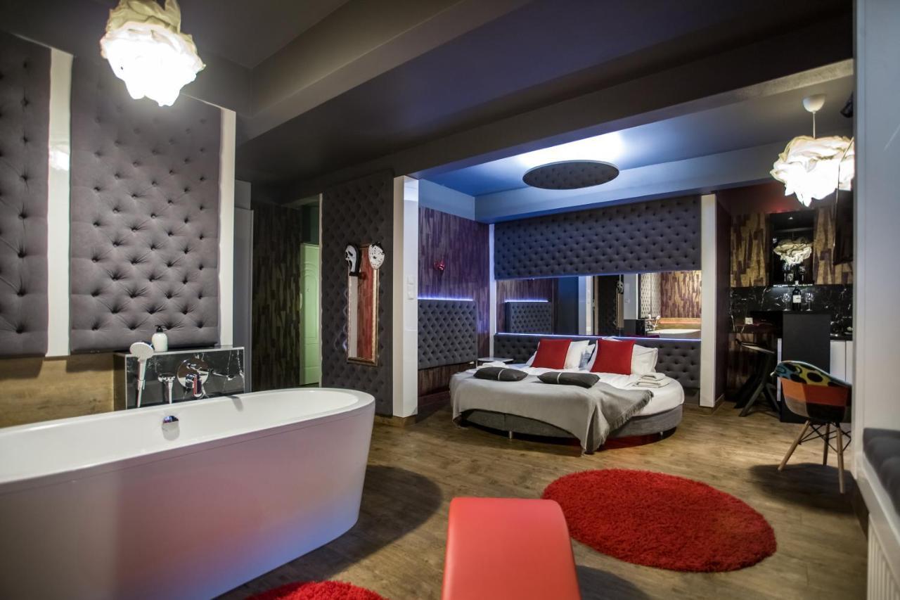 Yourplace Romantic Apartment With Private Patio Cracovia Exterior foto